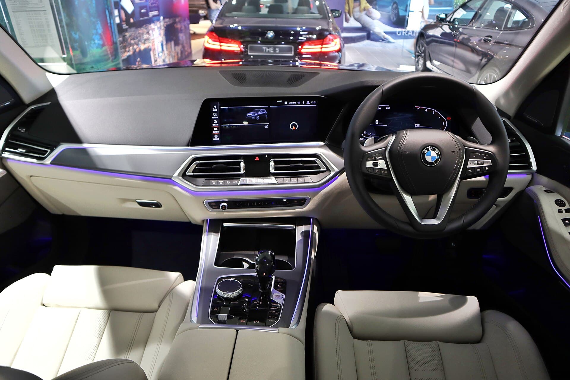 BMW X5 G05 실내(대시보드)